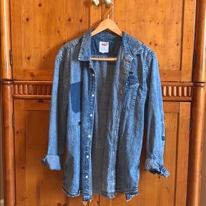 Levi’s Denim Casual Button Down